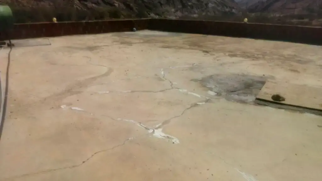 كشف تسربات الأسطح بدون تكسير بمكة