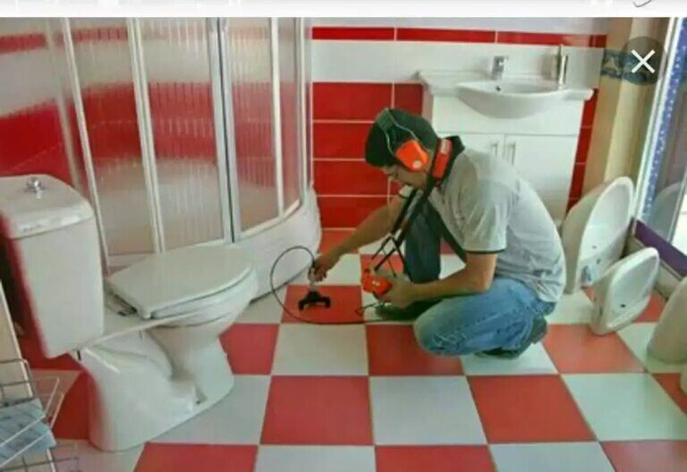 كشف تسربات الحمامات بمكة