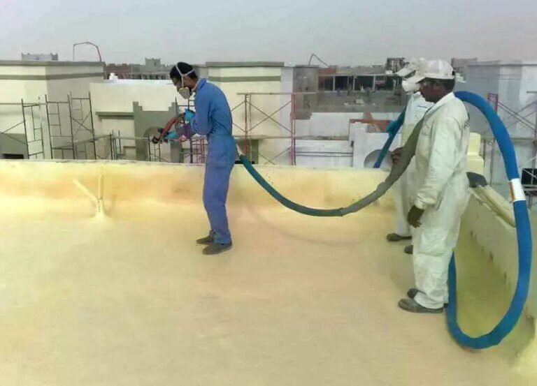 عازل للأسطح بجدة