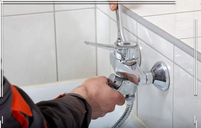 كشف تسريبات المياه بجدة