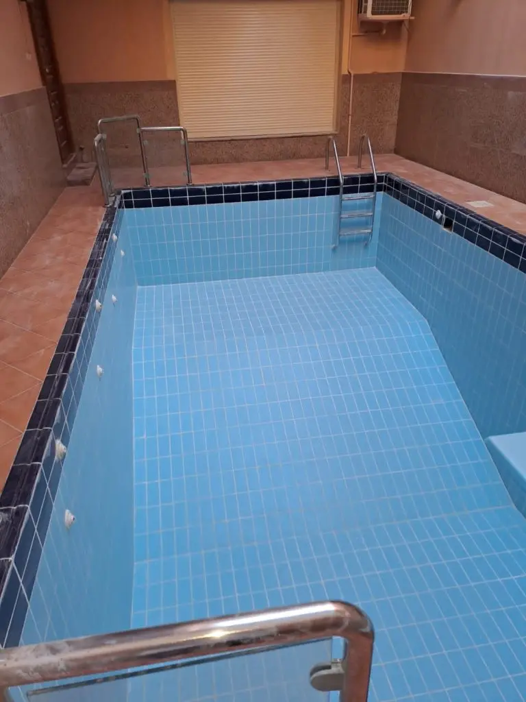 شركة عزل مسابح بجدة عزل المسابح في جده