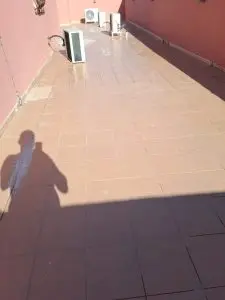 تنظيف الاسطح قبل العزل