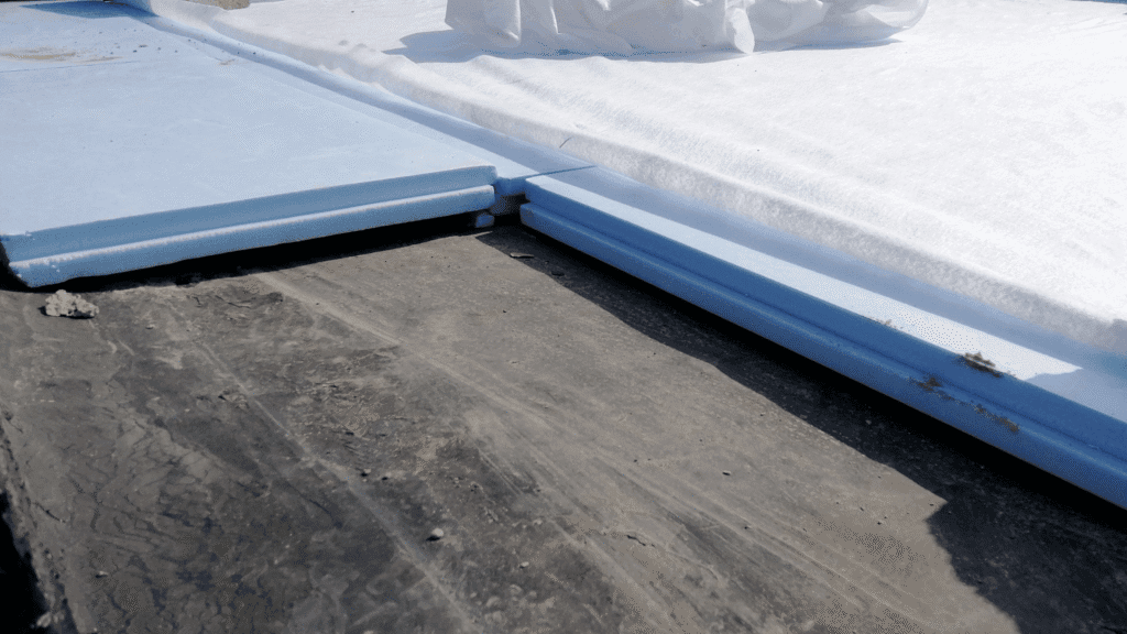 عزل فوم أم عزل بيتومين؟ أيهما أفضل؟