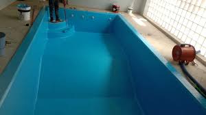 كشف تسربات وعزل مسابح بجدة