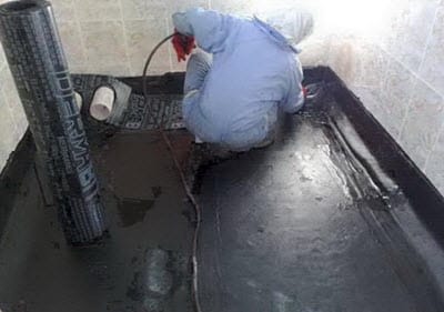 عزل الحمامات بمكة وحماية المباني من الرطوبة