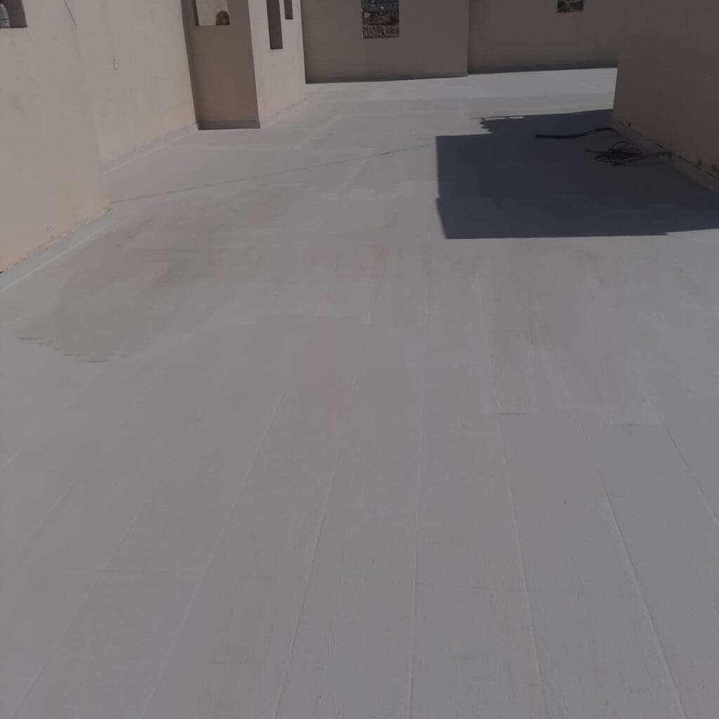 عزل الأسطح بجدة العزل المائي